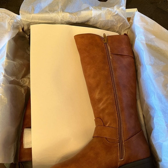 Little girl boots - Picture 3 of 5